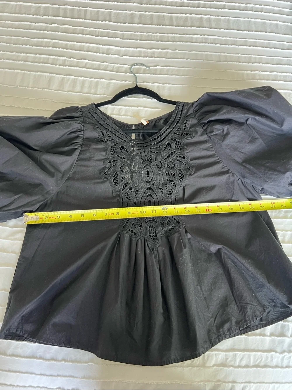 Free People “Bardot” Black Dramatic Puff Sleeve Loose Cropped Blouse Size Medium